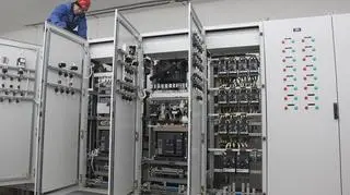 Wykańczanie tych nielicznych budynków, które stoją, jest mocno opóźnione