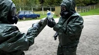 Wykorzystywane są biologiczne, chemiczne i radioaktywne środki bojowe