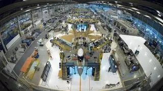 Wyposażenie linii produkcyjnej F-22 zmagazynowano
