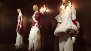 Wystawa "Alexander McQueen: Savage Beauty"