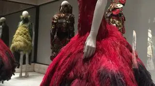 Wystawa "Alexander McQueen: Savage Beauty"