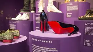 Wystawa "Shoes: Pleasure and Pain" w Victoria and Albert Museum w Londynie