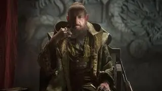 Występuje również Sir Ben Kingsley