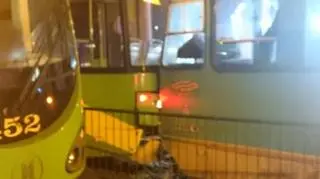 Z jednej z kabin trzeba było wydostać uwięzionego motorniczego