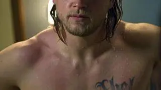 Z roli Christiana Greya zrezygnował Charlie Hunnam, znany z serialu "Synowie anarchii"