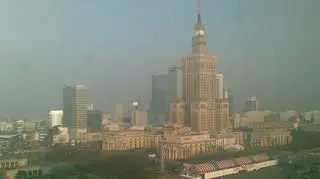 Zamglony Pałac Kultury (foto: Piotr Gołąbek)