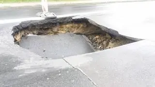 Zapada się ul. Nowy Świat 