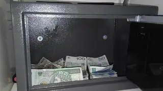 Zatrzymani odpowiedzą m.in za pranie pieniędzy