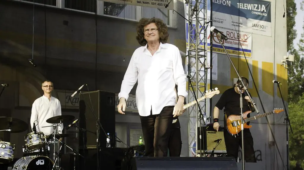 Zbigniew Wodecki podczas koncertu w 2010 roku