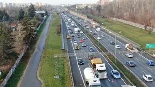 Zderzenie trzech aut na trasie S8 