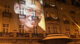 Zdjęcie Liu Xiaobo było w 2010 roku wyświetlane na hotelu w Oslo