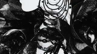 Zdjęcie pojedyncze - I miejsce w kategorii KULTURA I ROZRYWKA. Francja. Modelka w czasie first look przed wyjściem na pokaz Armani Prive Haute Couture Fall 2017 w Paryżu. 4 lipca 2017