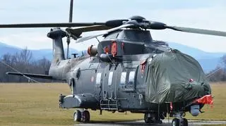 Zdjęcie śmigłowca wykonane na lądowisku aeroklubu w Dubnicy