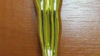 Złodziejska statuetka