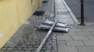 Zniszczenia po mistrzowskiej niedzieli Lecha Poznań