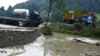 Zniszczenia po powodzi w Kasince Małej