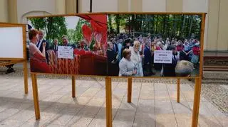 Zniszczona wystawa w Białymstoku 