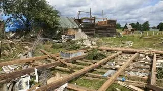 Zniszczone budynki w Wycinkach