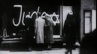 Kryształowa noc miała miejsce z 9 na 10 listopada 1938 roku