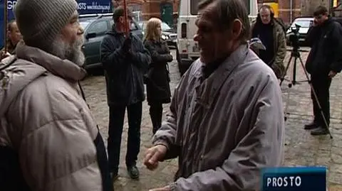 Bezdomni w filmie o bezdomnych