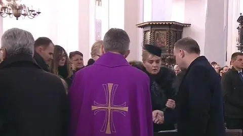 Andrzej Duda przekazał znak pokoju rodzinie Pawła Adamowicza