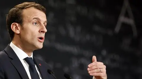 Macron ostrzegł przed wojną, jeśli Trump wycofa się z umowy z Iranem