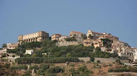 Włochy. Dochodzenie w sprawie ślubu krewnego bossa mafii