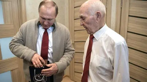 Putin spotkał się z byłym szefem, pułkownikiem KGB Łazarem Matwiejewym