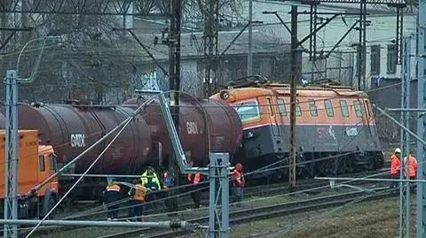 Pociąg z benzyną wypadł z torów