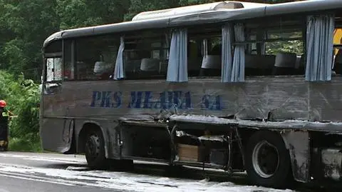 Autobus zderzył się z TIR-em