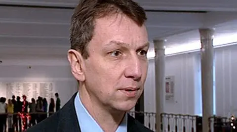 "Kamiński zdjął chusteczkę z twarzy, przestał się maskować"