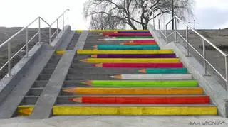 Schody znajdują się przy moście Chrobrego
