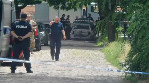 The police and prosecutor&#039;s office were examining the scene 