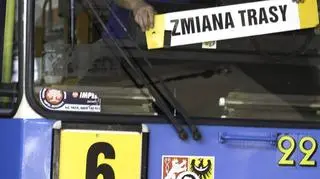 Zerwana trakcja tramwajowa