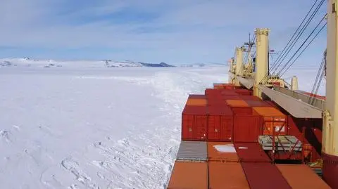 Lodołamaczem w piękny rejs