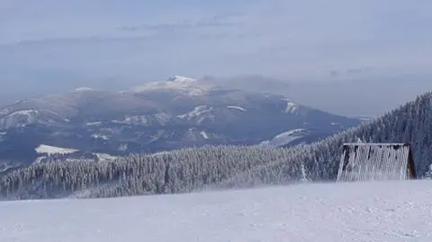 Beskidy. Wzrosło zagrożenie lawinowe na Babiej Górze i w Tatrach