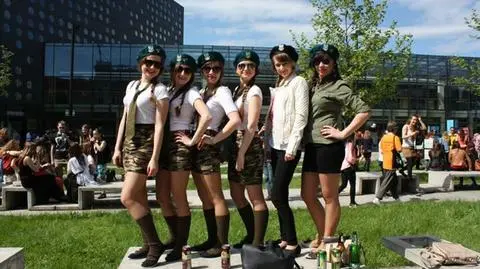 Juwenalia we Wrocławiu. Spartanie, smurfy i ciężarówka z puszek po coli