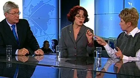 Kruk: Premier przejmie władzę nad mediami