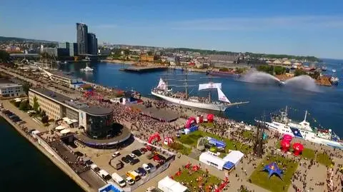 Dar Młodzieży set sail for a trip around the world