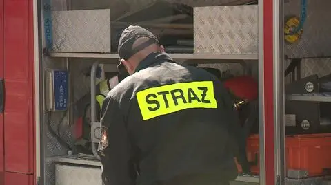 Łódź. Strażacy przyjechali gasić pożar. Zostali zaatakowani