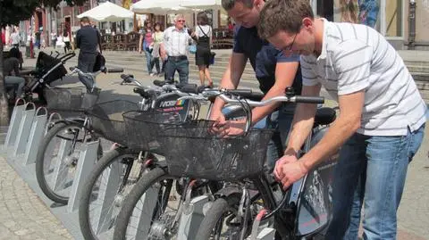 Roweru nie wypożyczała, 
pieniądze z konta zniknęły