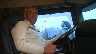 In December 2019, Fardin Kazemi was carrying goods from Iran to Poland, when his 31-year old truck broke down, leaving him stranded