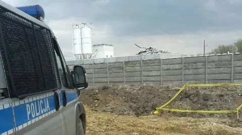 Oświęcim. Operator koparki znalazł pocisk, dobę czekali na saperów
