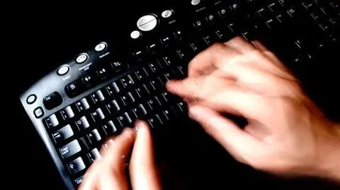 PO poucza działaczy jak agitować w internecie