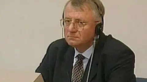 Mężowi grozi dożywocie, żona chce być prezydentem