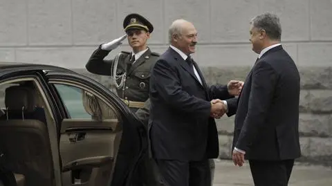 Stosunki Ukrainy z Białorusią stają się coraz bardziej napięte. Nagranie: zatrzymanie ukraińskiego dziennikarza przez białoruskie KGB 