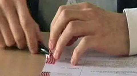 Powtórzą test przez przecieki