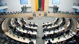 Związek Liberałów ma 10 posłów w 141-osobowym parlamencie