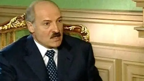 Łukaszenka odgraża się zachodowi