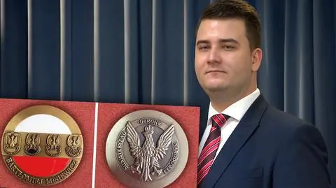 Misiewicz odchodzi z PiS (Materiał "Faktów" TVN, 13.04.17)